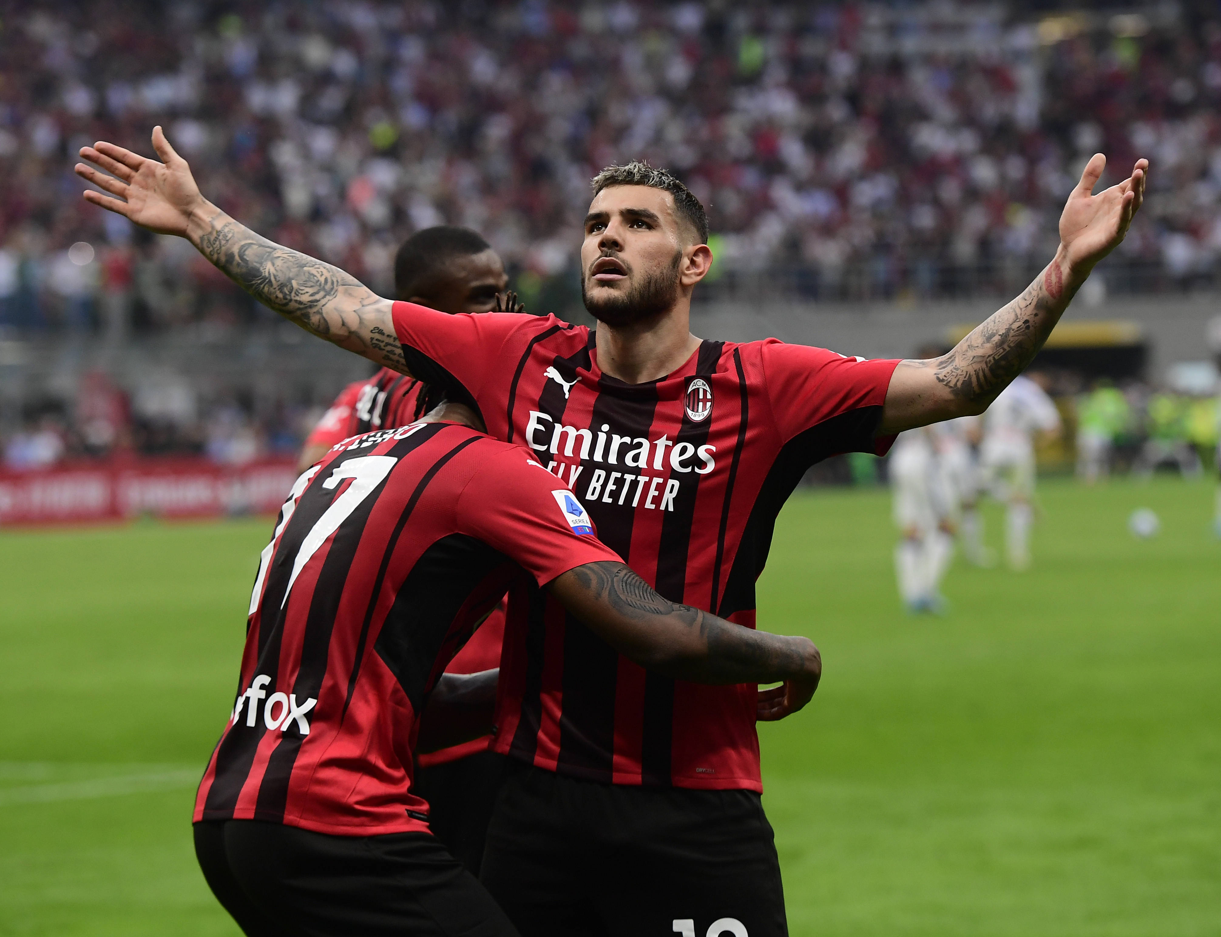 AC米兰新援表现出色，引发球迷期待